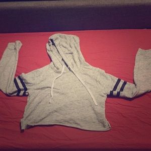 Cropped hoodie size Small